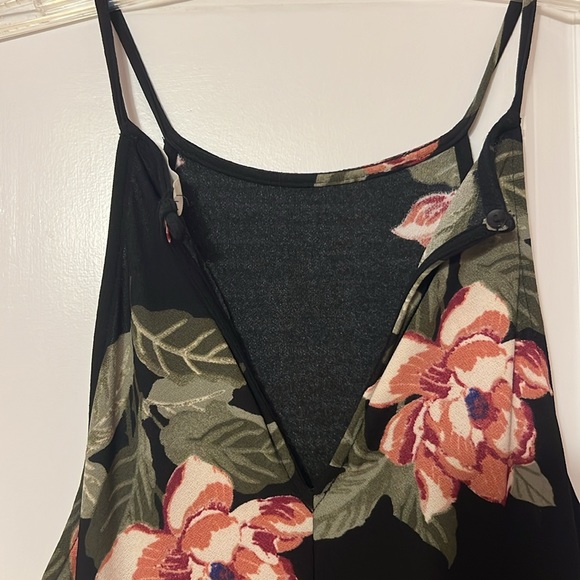 LUSH High Neck A-line dress - Picture 3 of 4